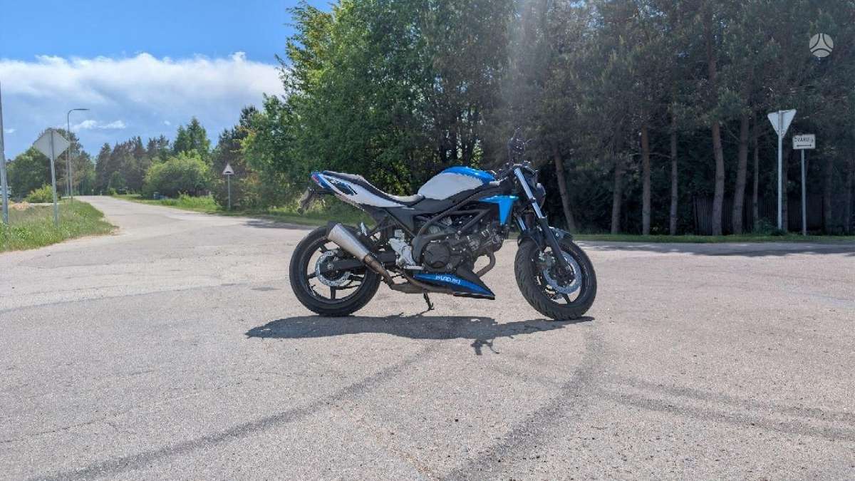 Suzuki SV 650cc, street / classic