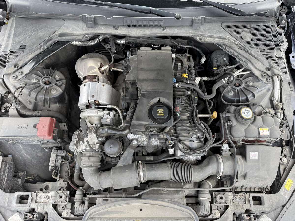 Jaguar XE, 2.0 l., Седан