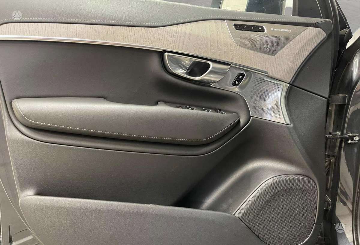 Volvo XC90 - 8