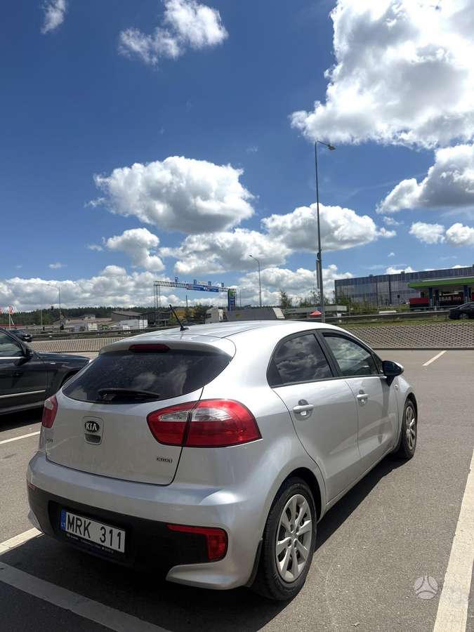Kia Rio, 1.1 l., hatchback