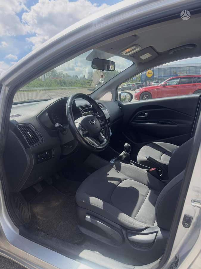 Kia Rio, 1.1 l., hatchback