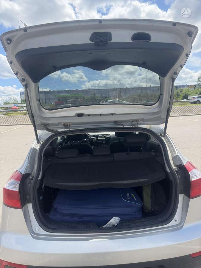 Kia Rio, 1.1 l., hatchback