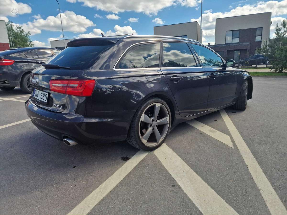 Audi A6, 3.0 l., wagon