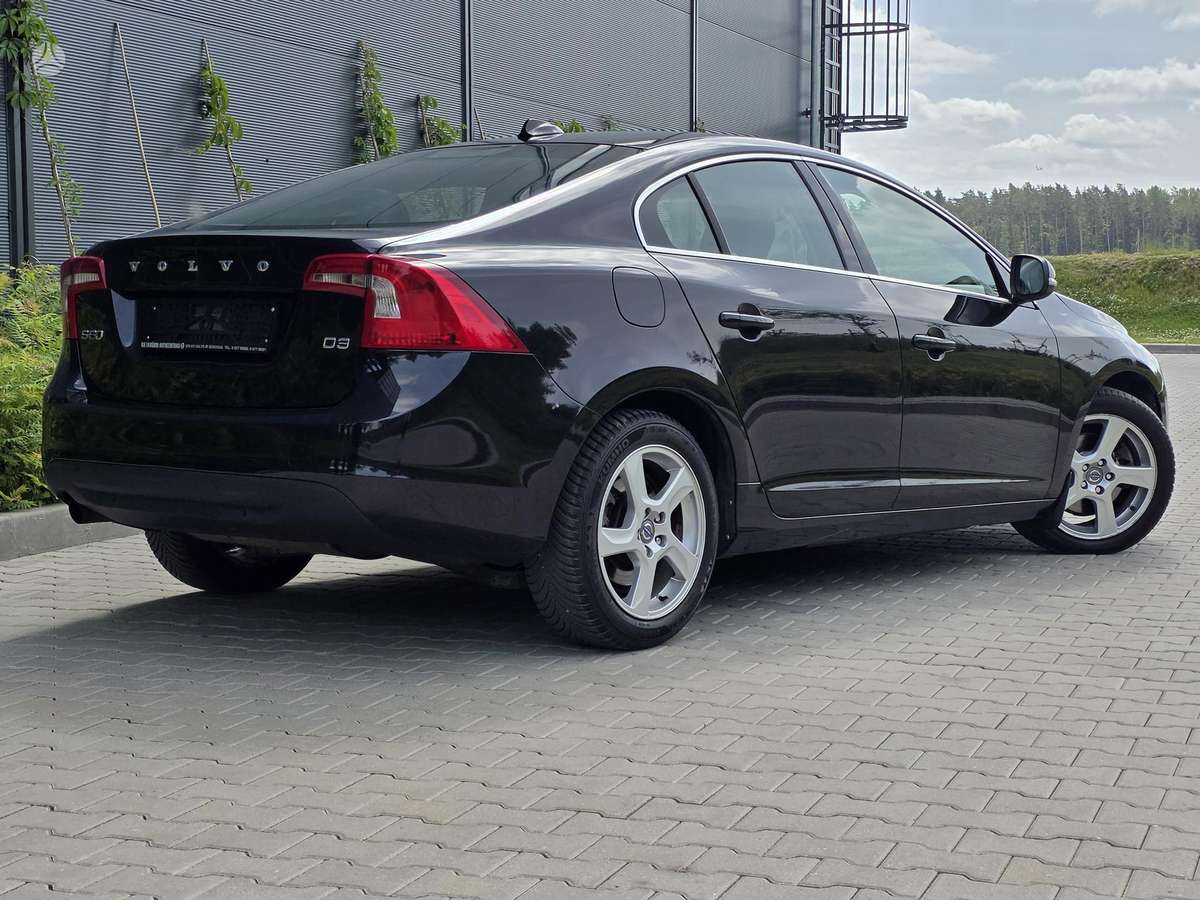 Volvo S60, 2.0 l., Седан