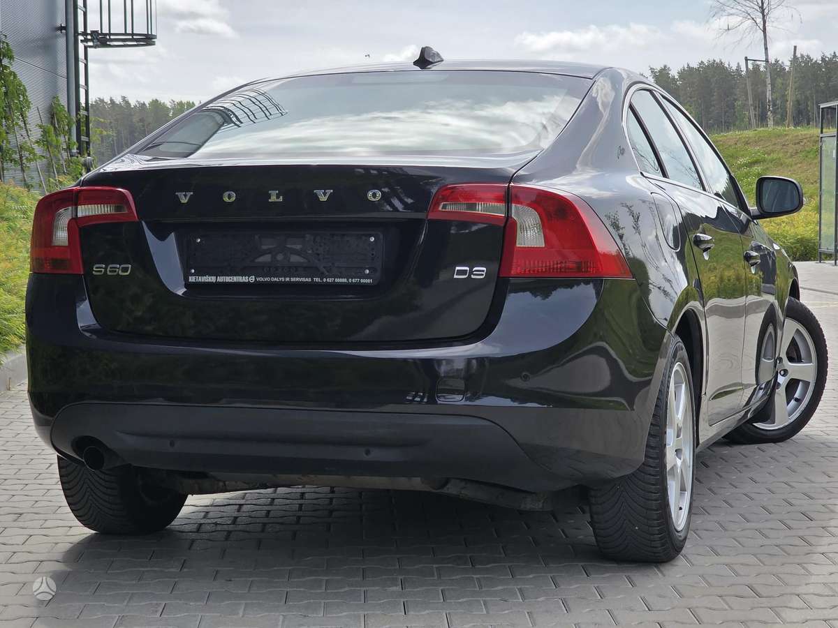 Volvo S60, 2.0 l., Седан