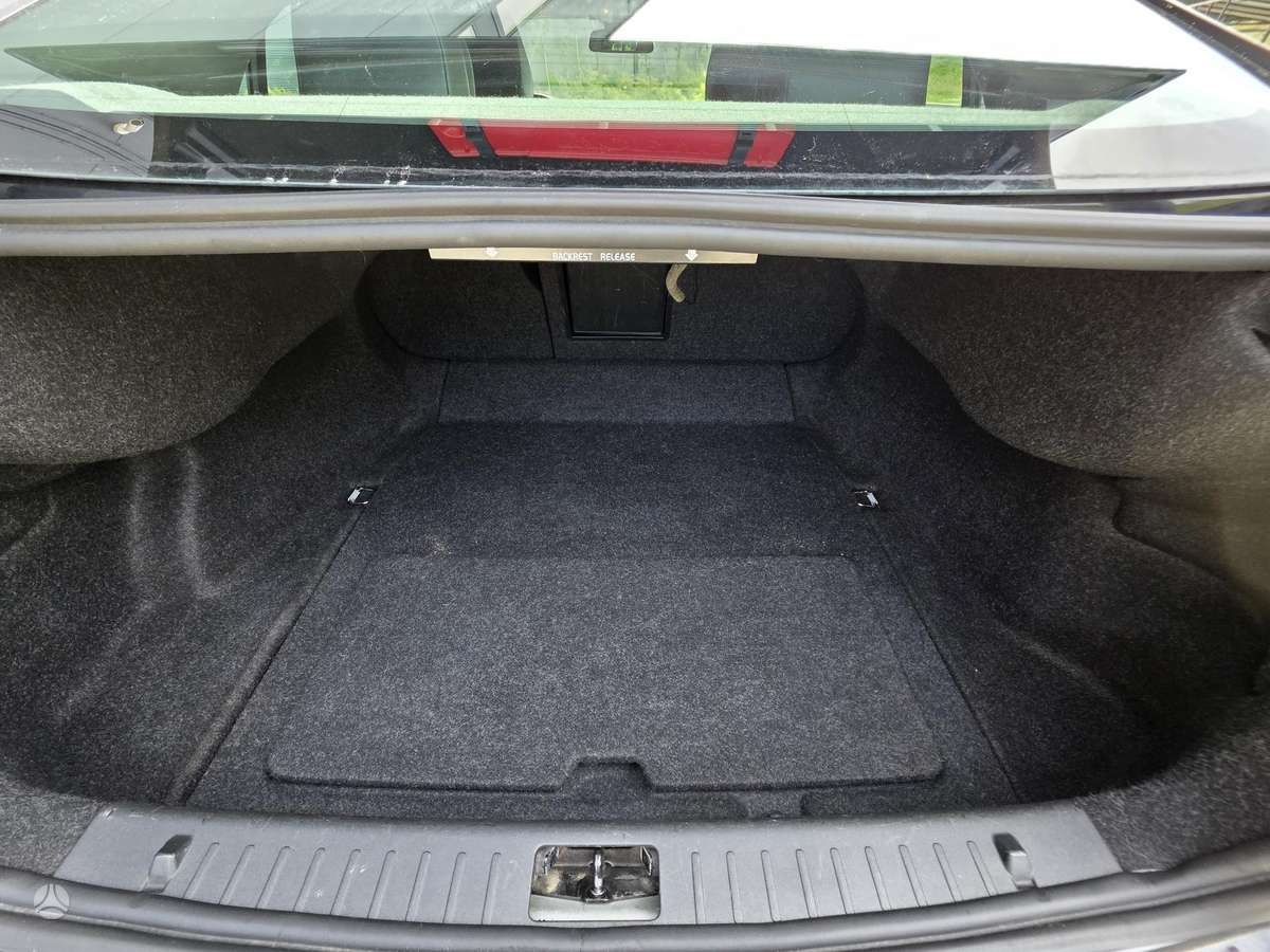 Volvo S60, 2.0 l., Седан
