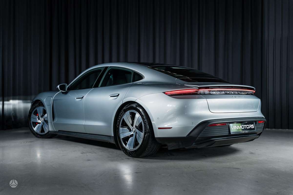 Porsche Taycan, Хэтчбек