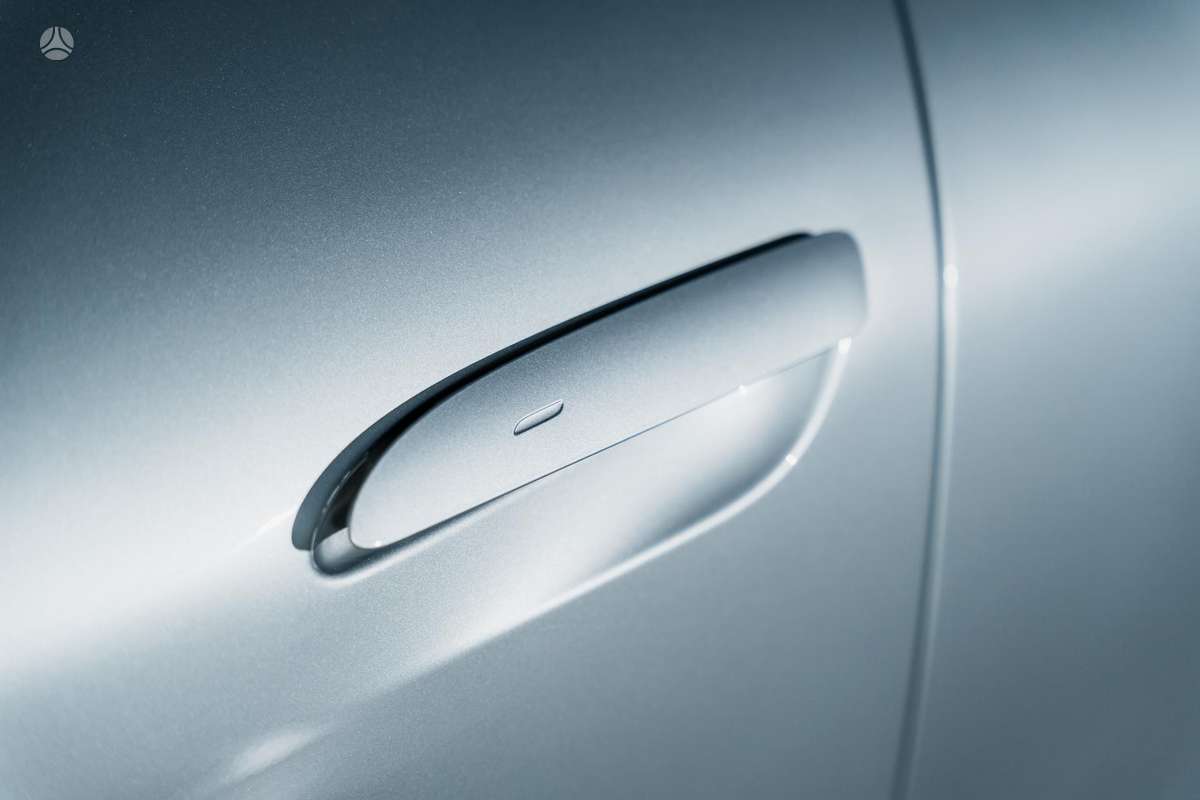 Porsche Taycan, Хэтчбек