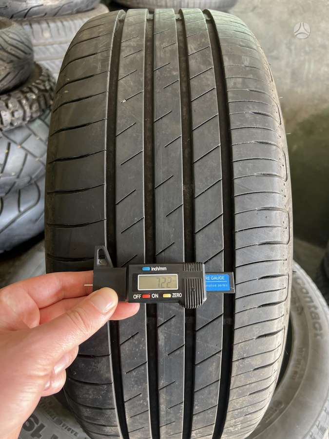 Goodyear EFFICIENT GRIP PERFORMANCE, летние 215/50 R17