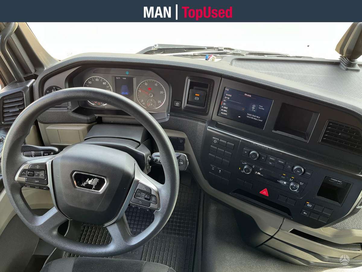 MAN TGX 18.480 GM cab (7141), double sleeper