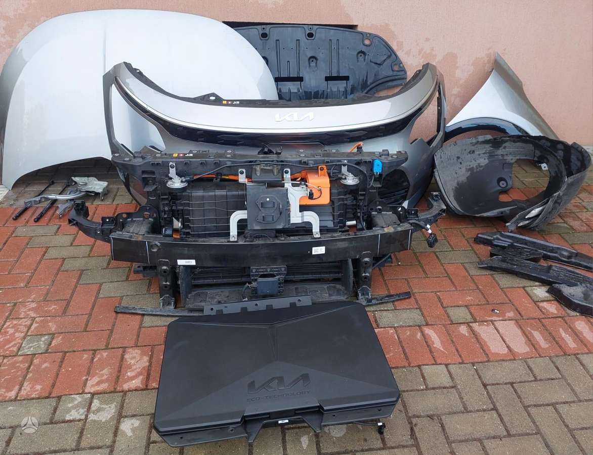 Kia Niro for parts