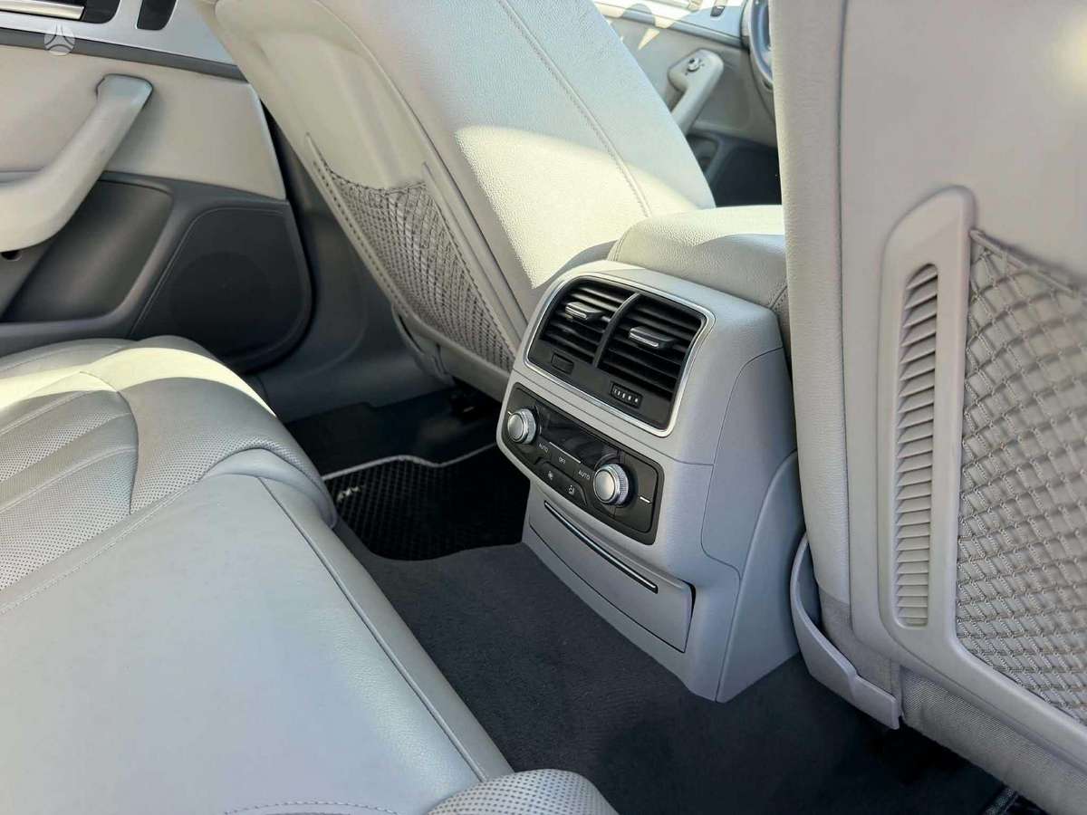Audi A6, 3.0 l., wagon