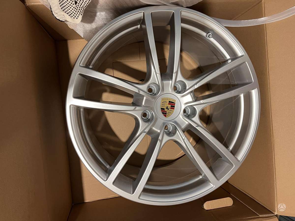Porsche Cayenne, light alloy, R20