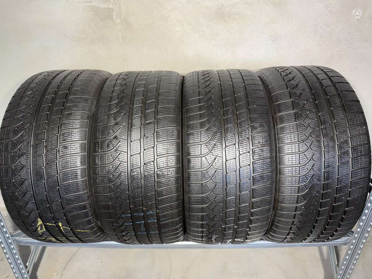 Pirelli PZero winter//2022m, winter 285/40 R20