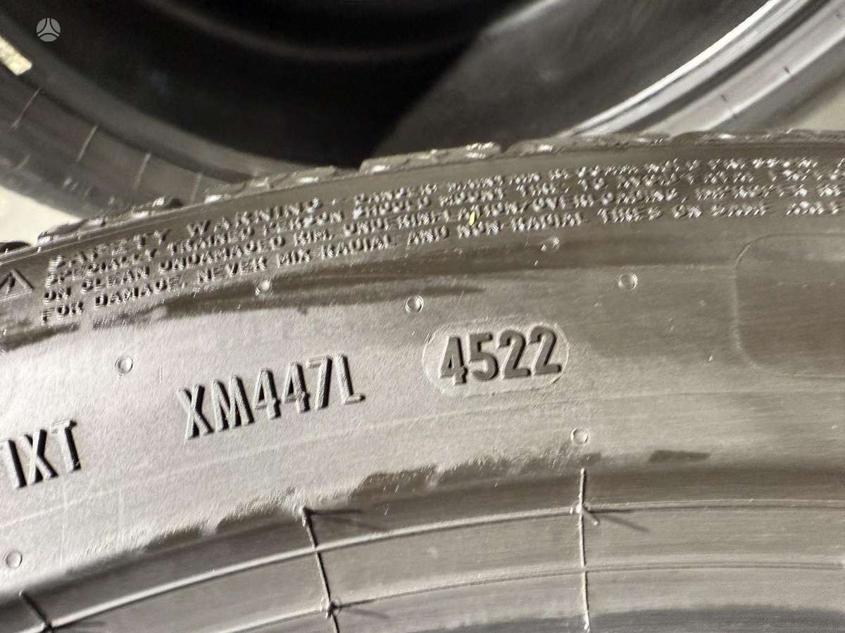 Pirelli PZero winter//2022m, winter 285/40 R20