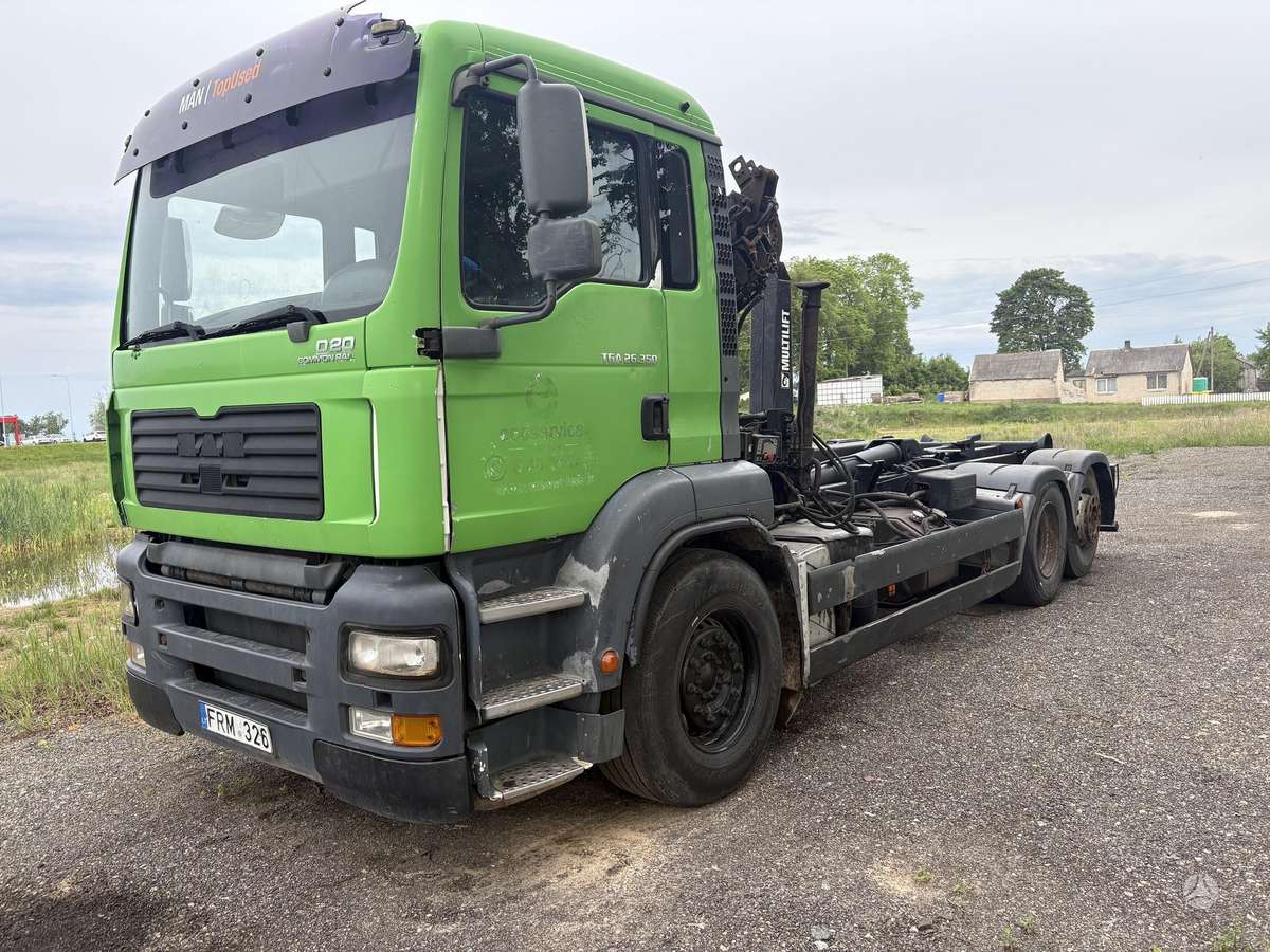 MAN Tga, hooklift trucks