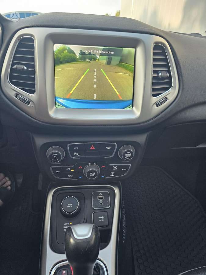 Jeep Compass, 2.4 l., Внедорожник / Кроссовер