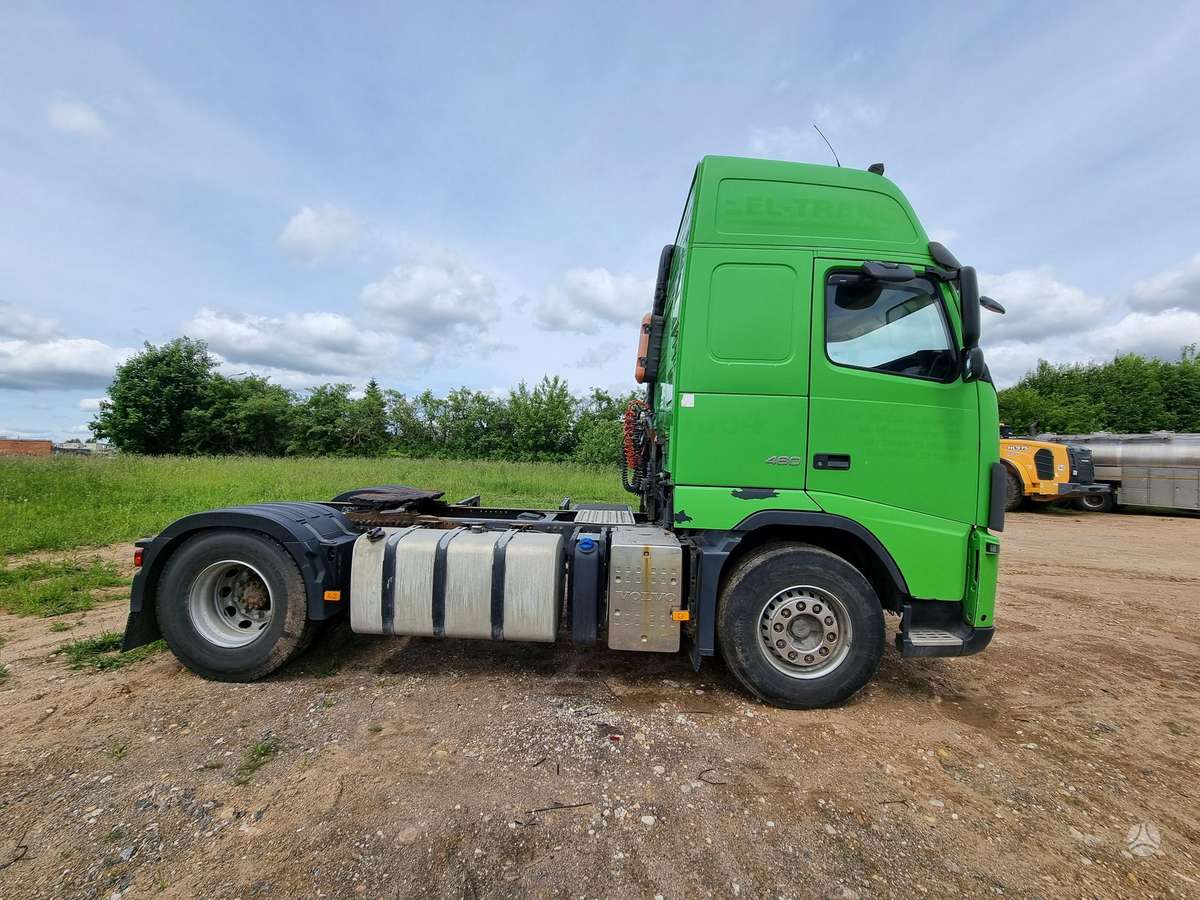 Volvo FH460, double sleeper