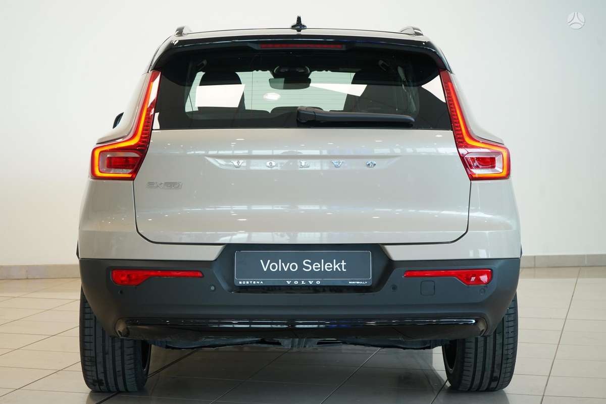 Volvo EX40 - 6