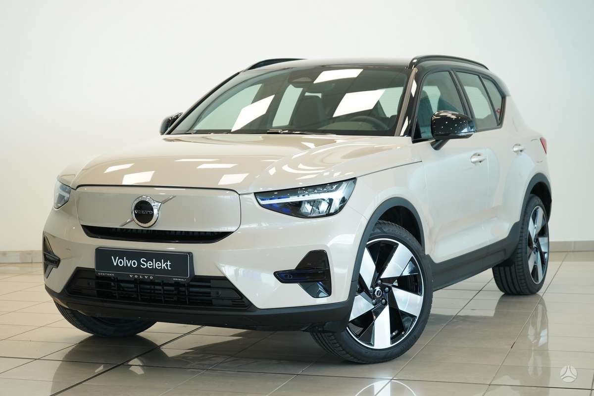 Volvo EX40 - 1