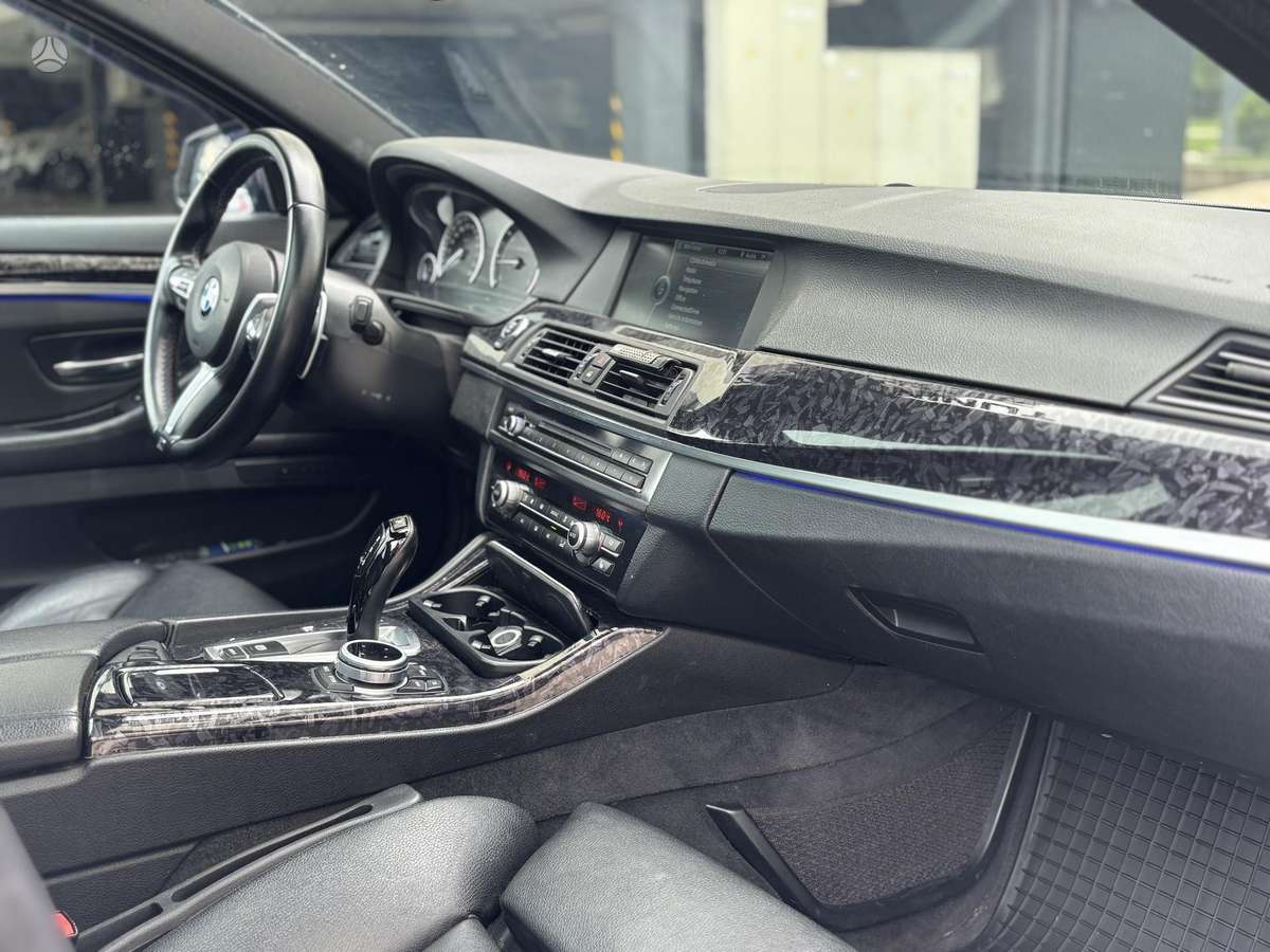 BMW 520, 2.0 l., wagon