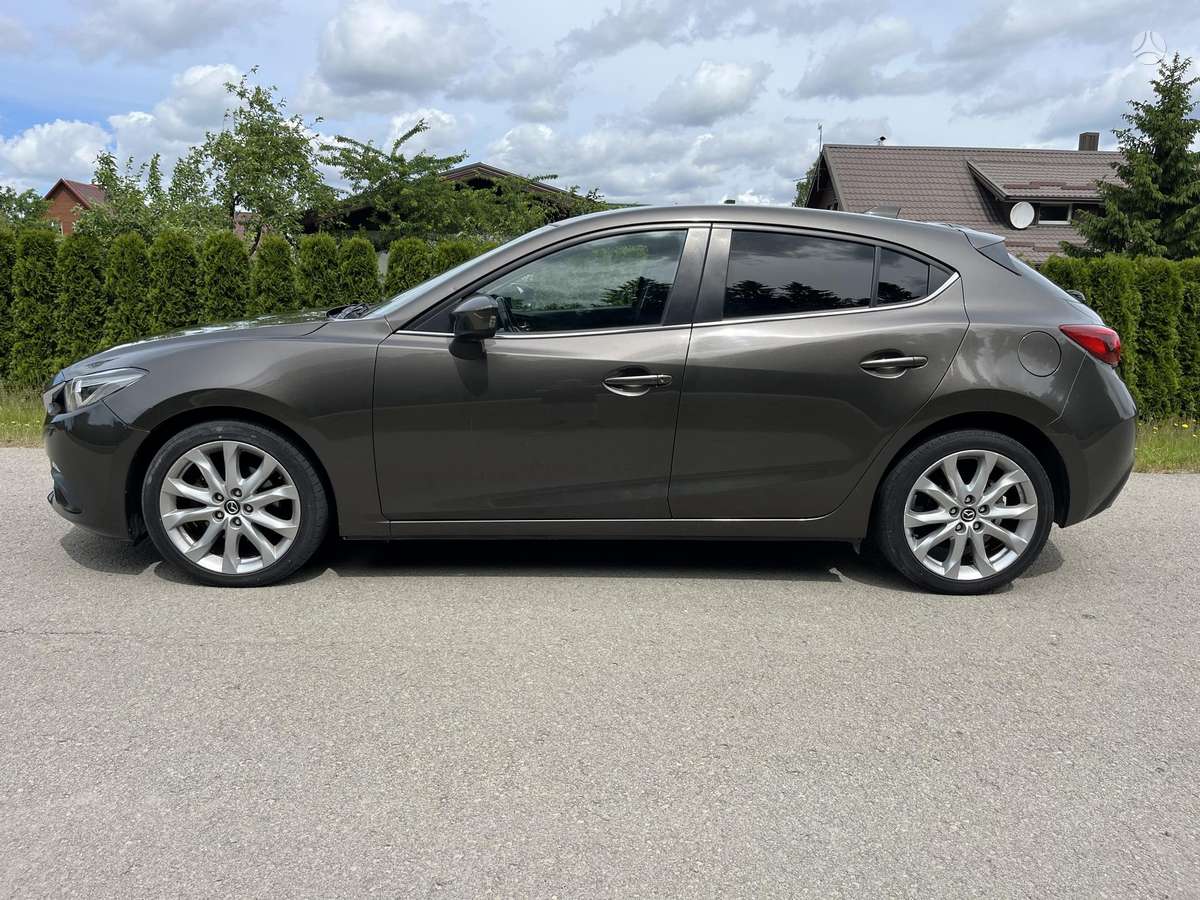 Mazda 3, 2.2 l., hatchback