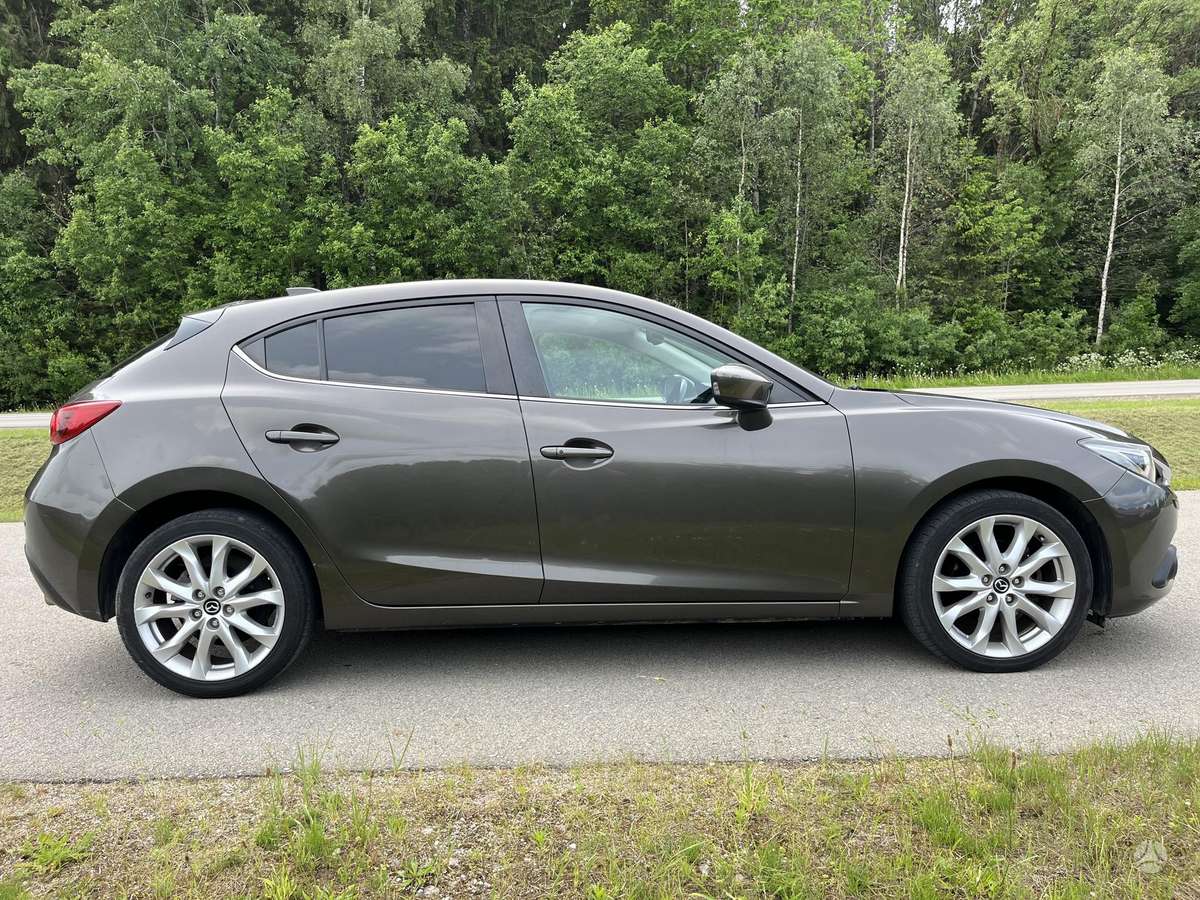 Mazda 3, 2.2 l., hatchback