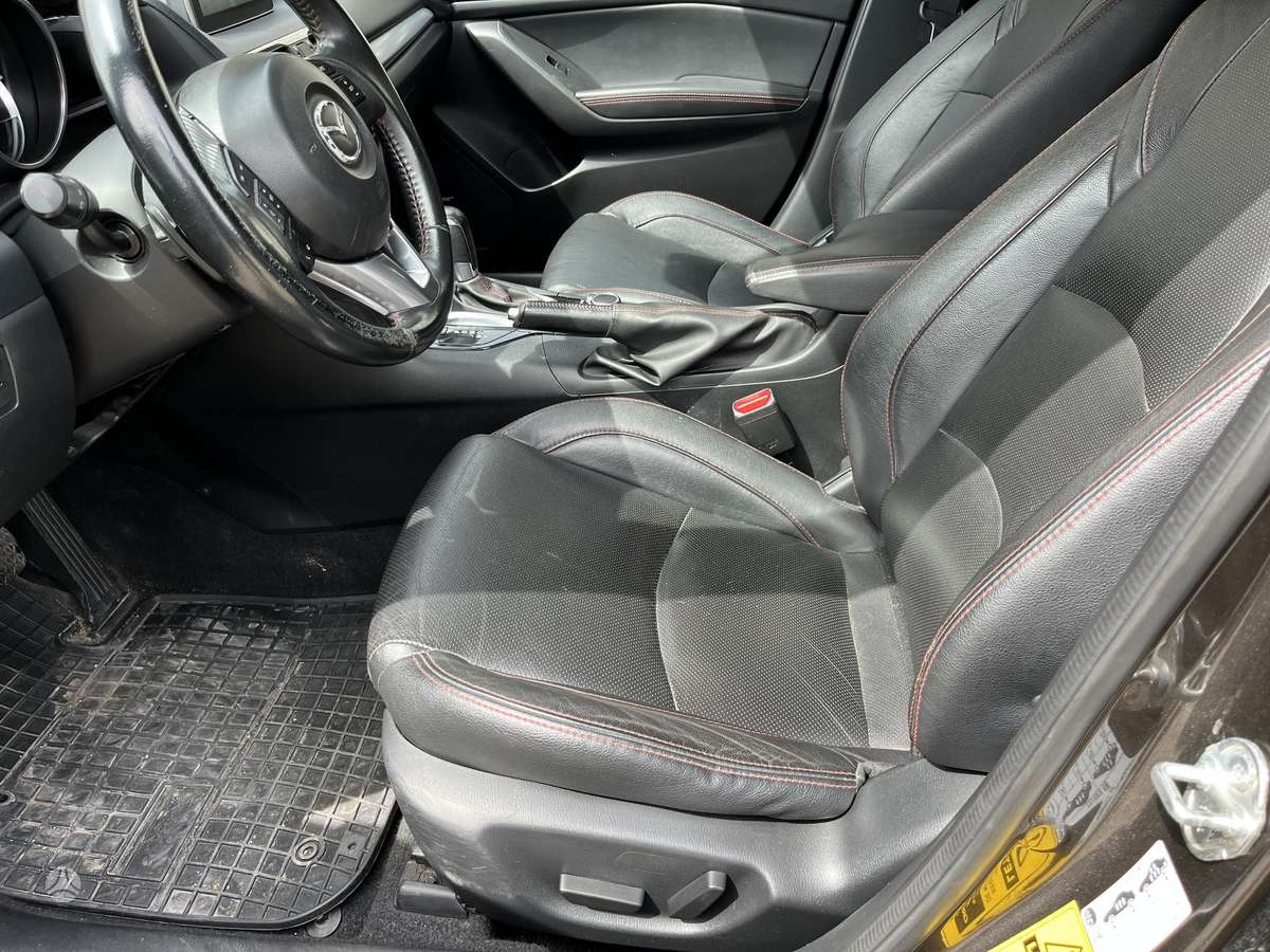 Mazda 3, 2.2 l., hatchback