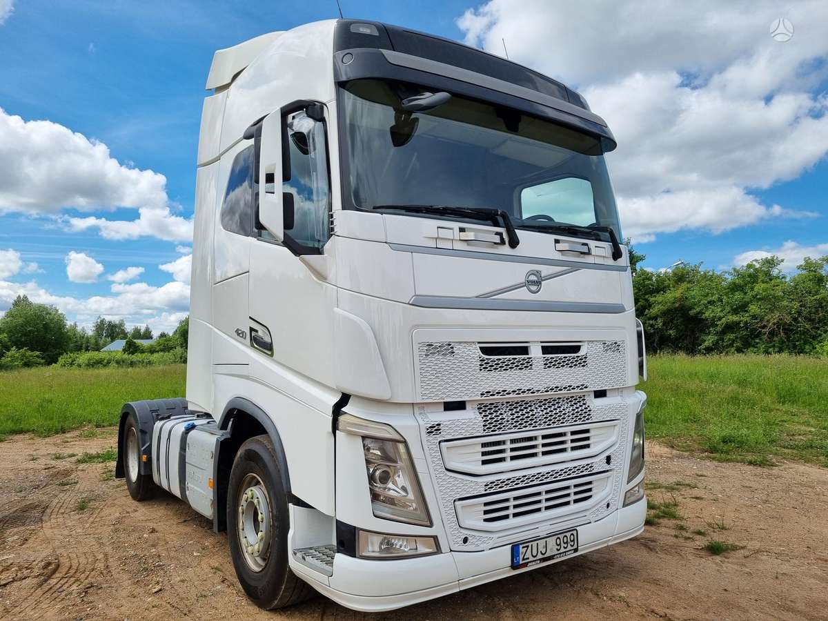 Volvo FH420, double sleeper