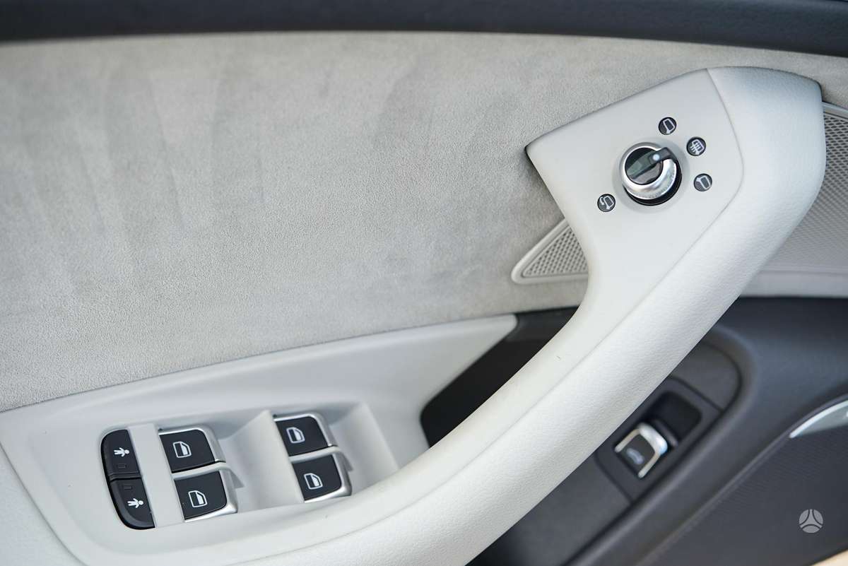 Audi A6, 2.0 l., universalas