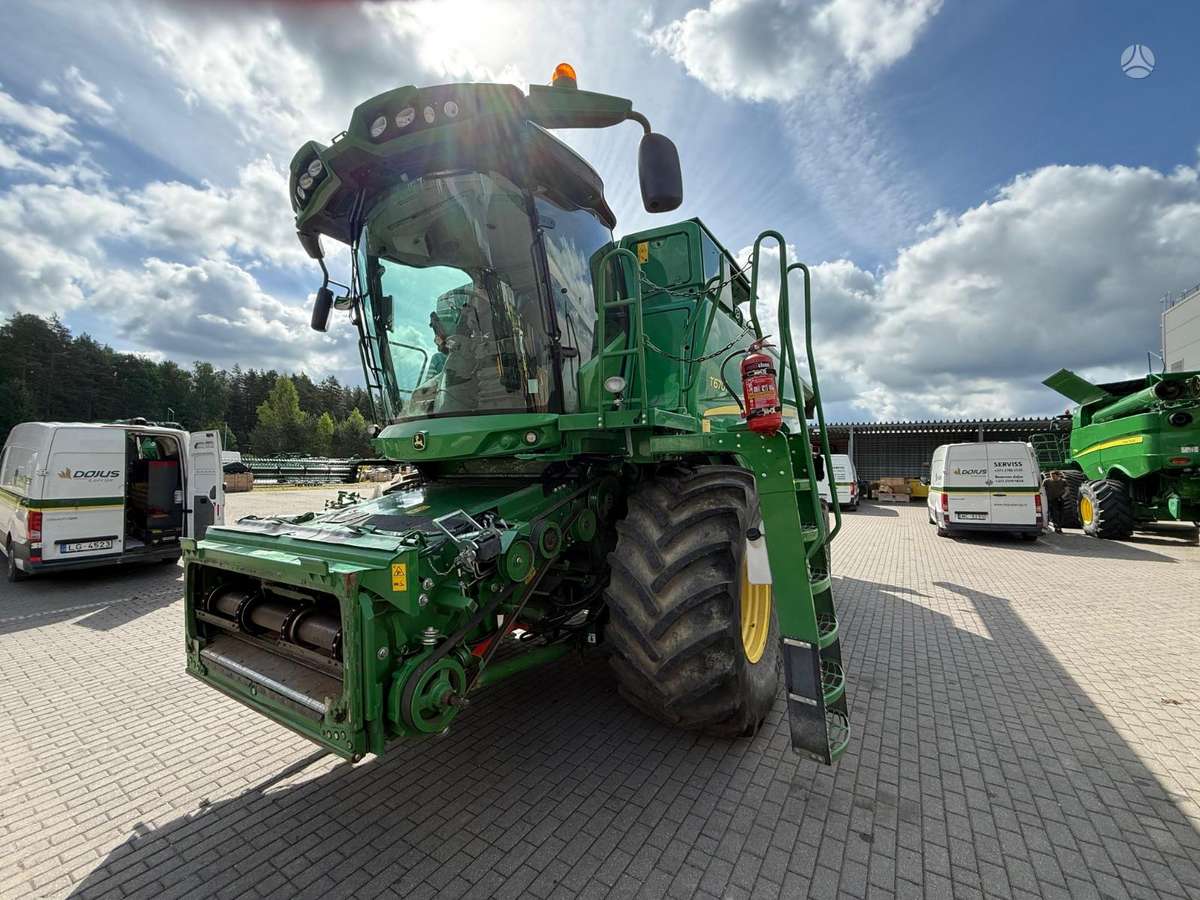 John Deere T670, комбайны