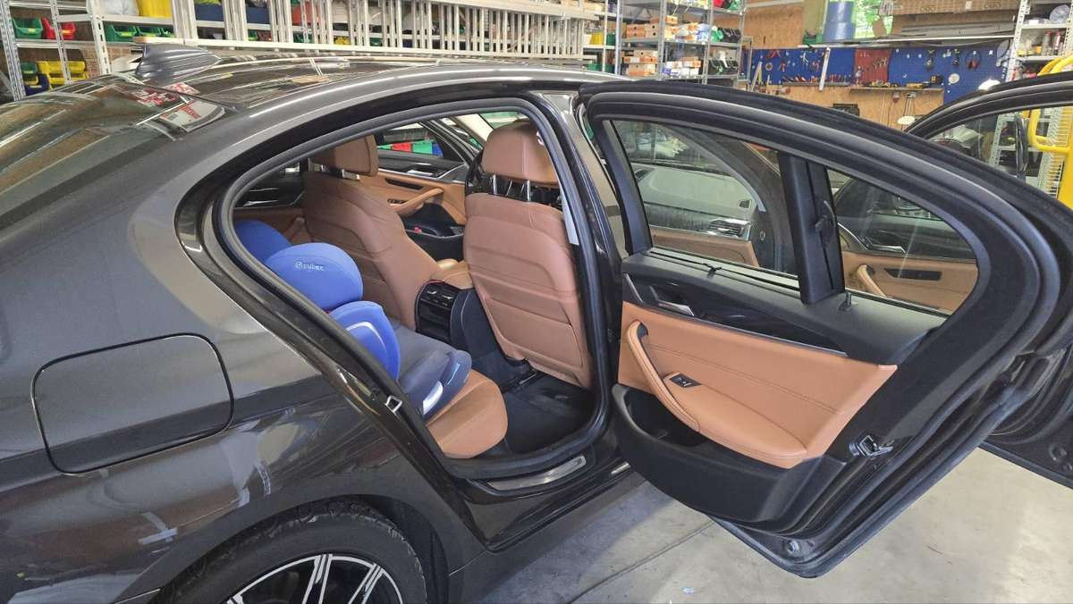 BMW 520, 2.0 l., Седан