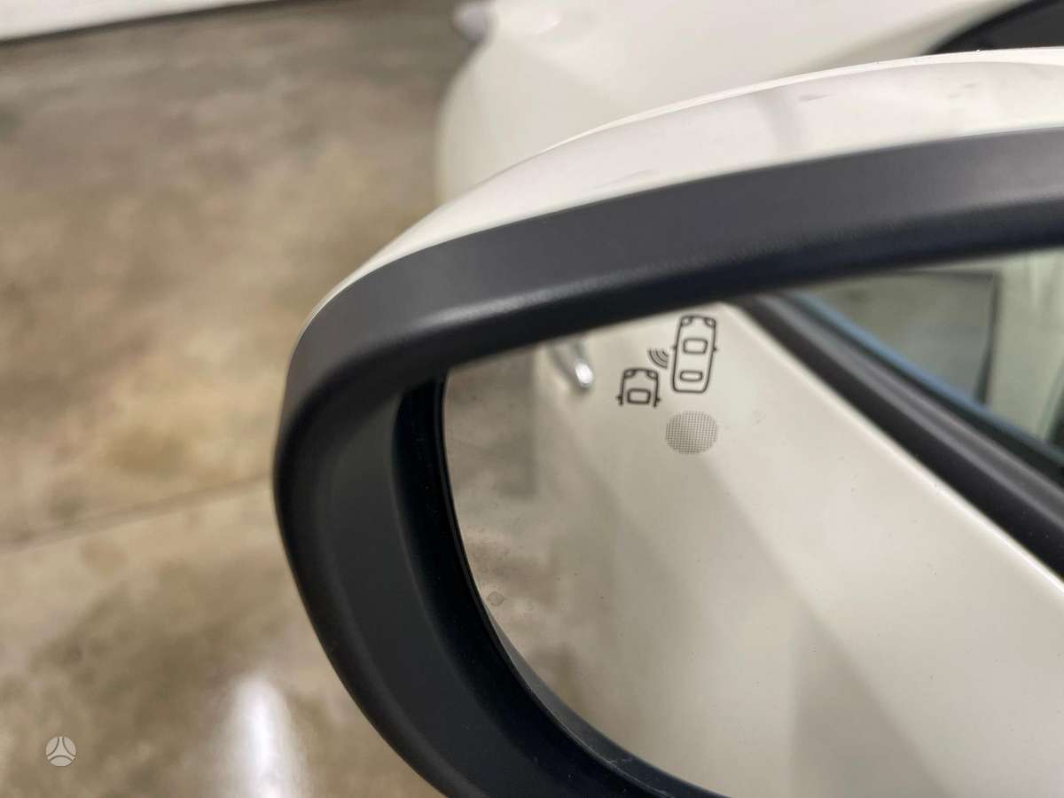 Nissan Leaf, 62 kWh, hatchback