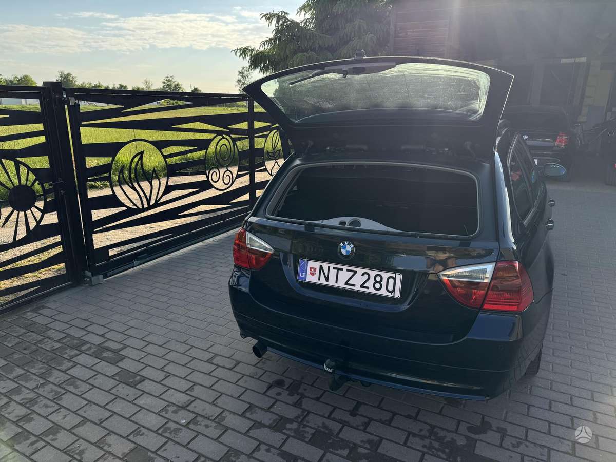 BMW 318, 2.0 l., wagon