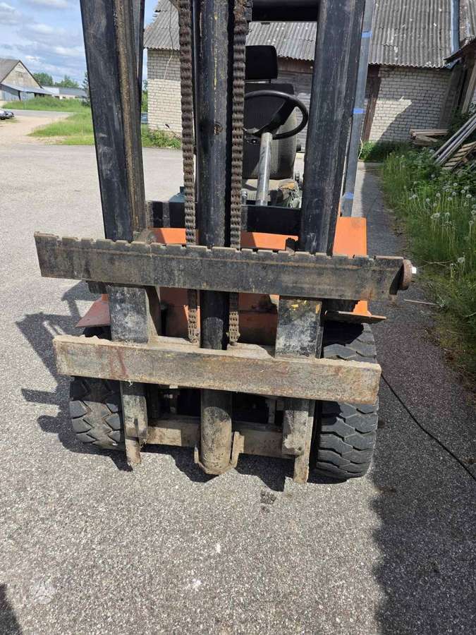 Balkancar Bulgar, forklifts