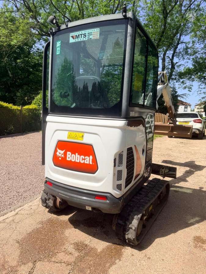 Bobcat E19, mini excavator
