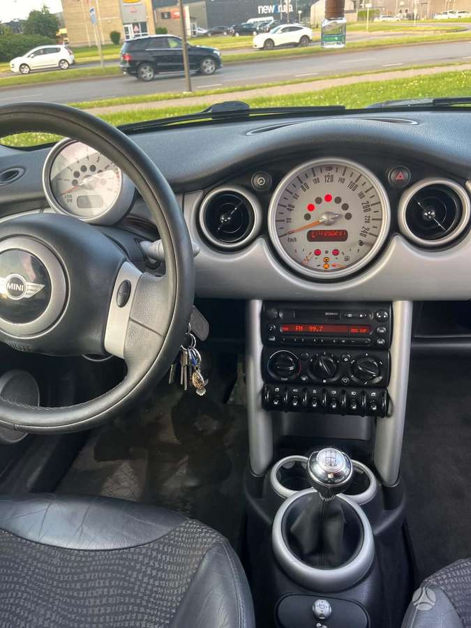 Mini Cooper, 1.6 l., Хэтчбек