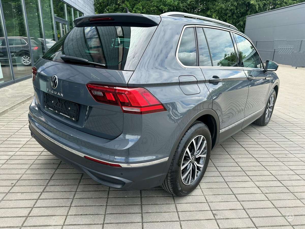 Volkswagen Tiguan - 3