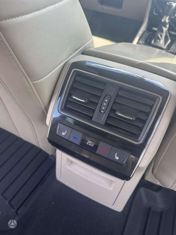 Skoda Superb, 2.0 l., Хэтчбек