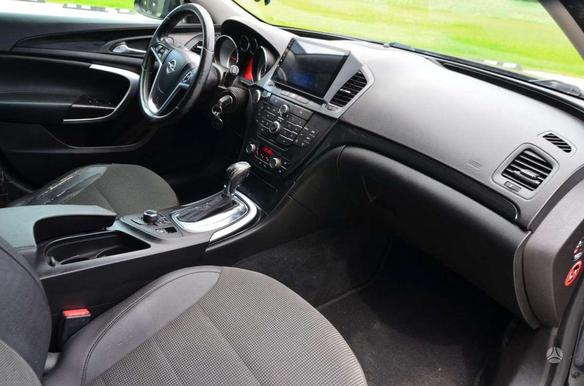 Opel Insignia, 2.0 l., Универсал