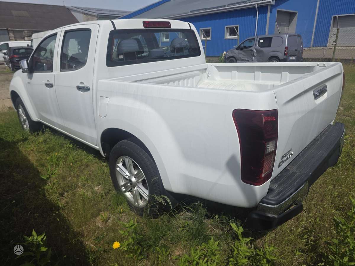 Isuzu D-Max, 1.9 l., off-road / crossover
