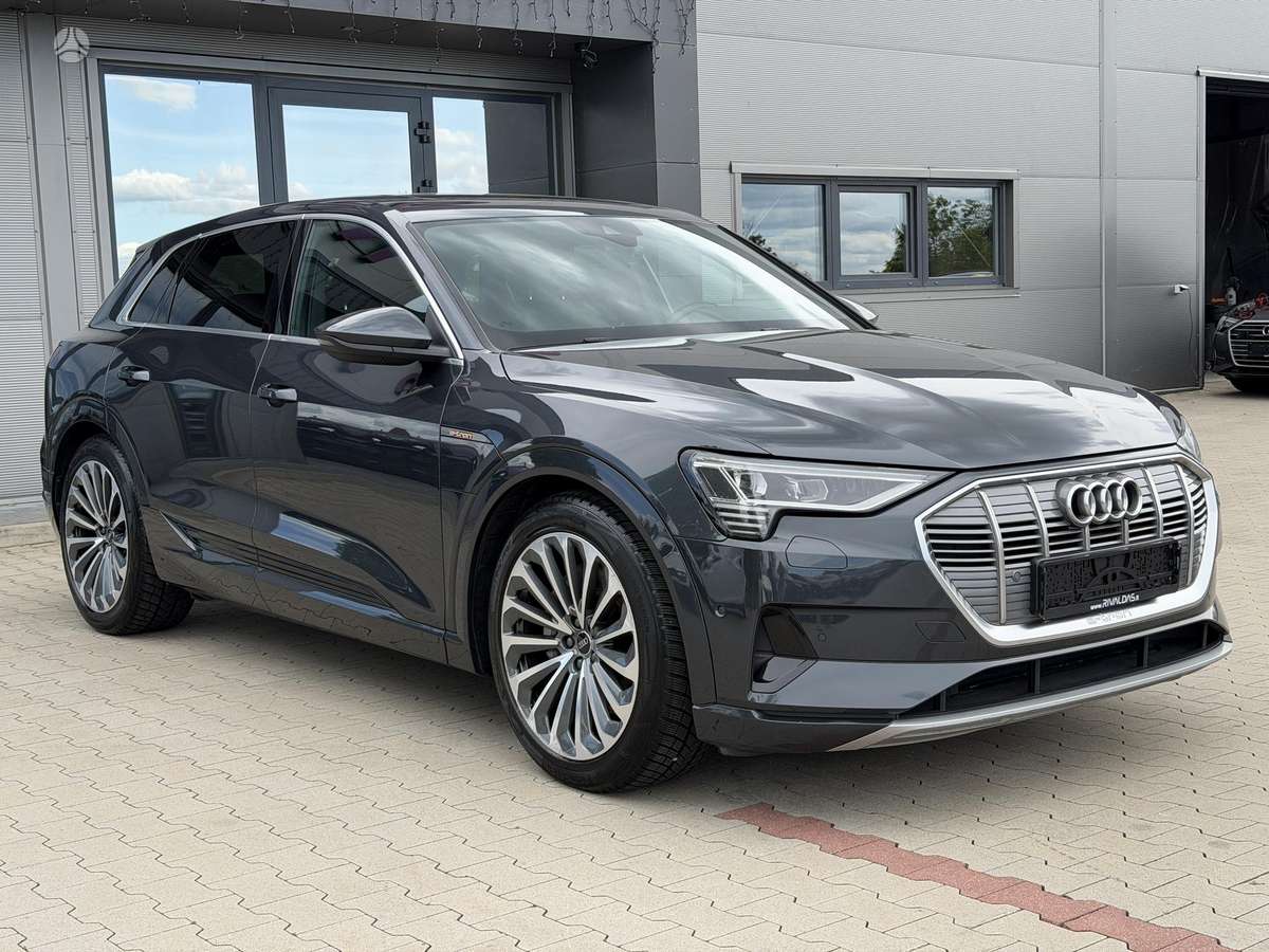 Audi e-tron, 95 kWh, off-road / crossover
