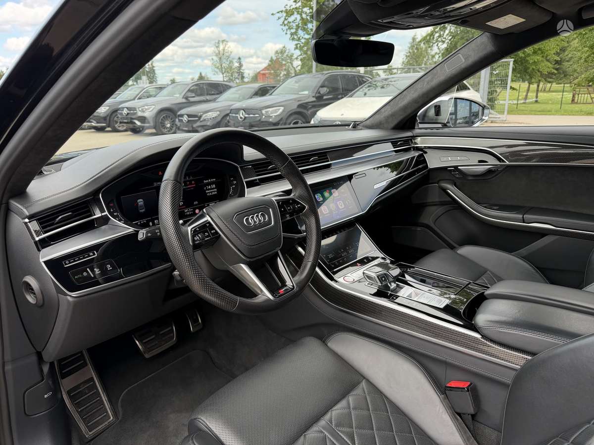 Audi S8, 4.0 l., Седан