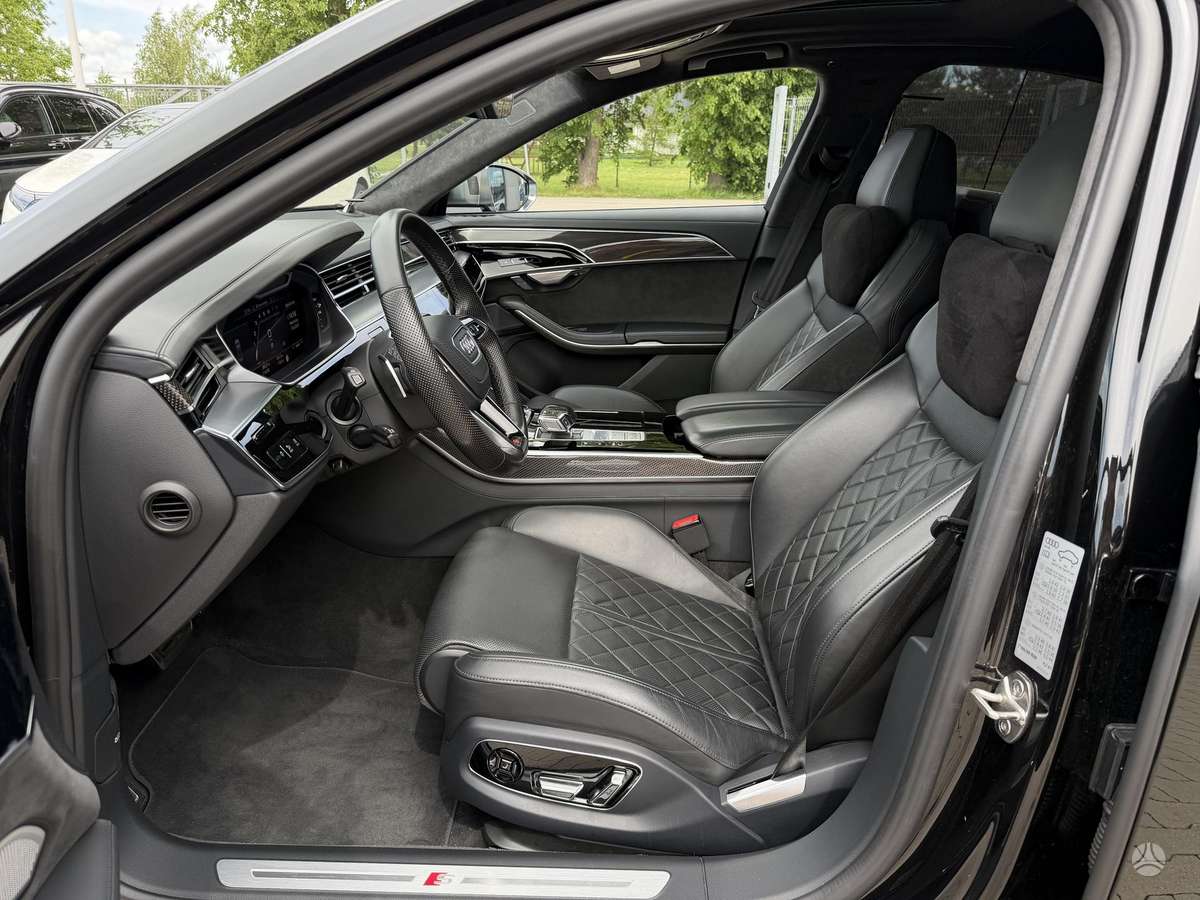 Audi S8, 4.0 l., Седан