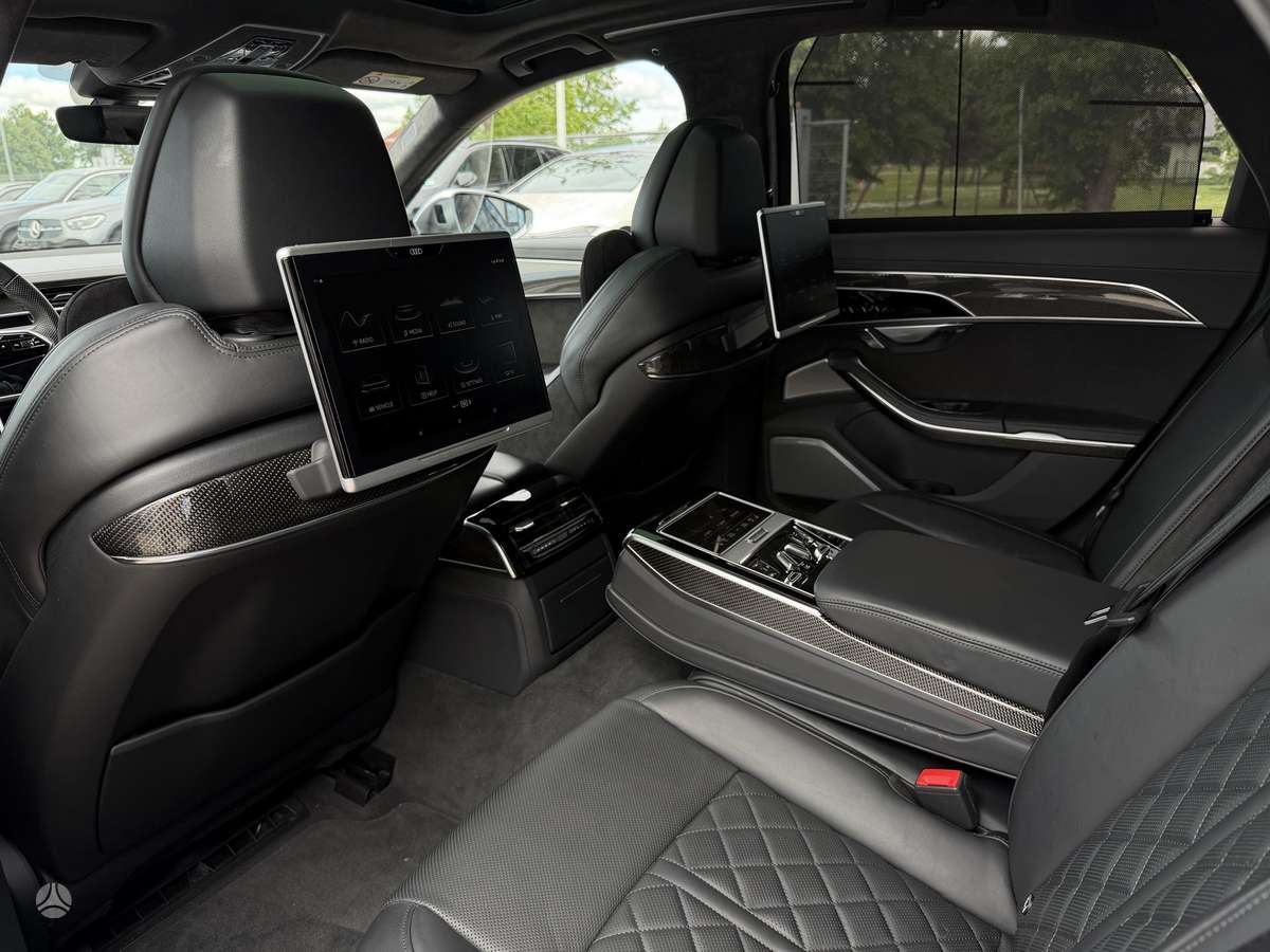 Audi S8, 4.0 l., Седан