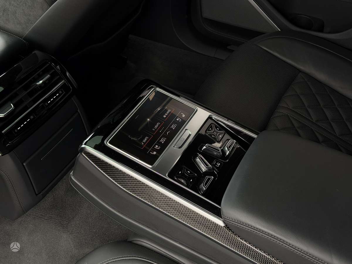 Audi S8, 4.0 l., Седан