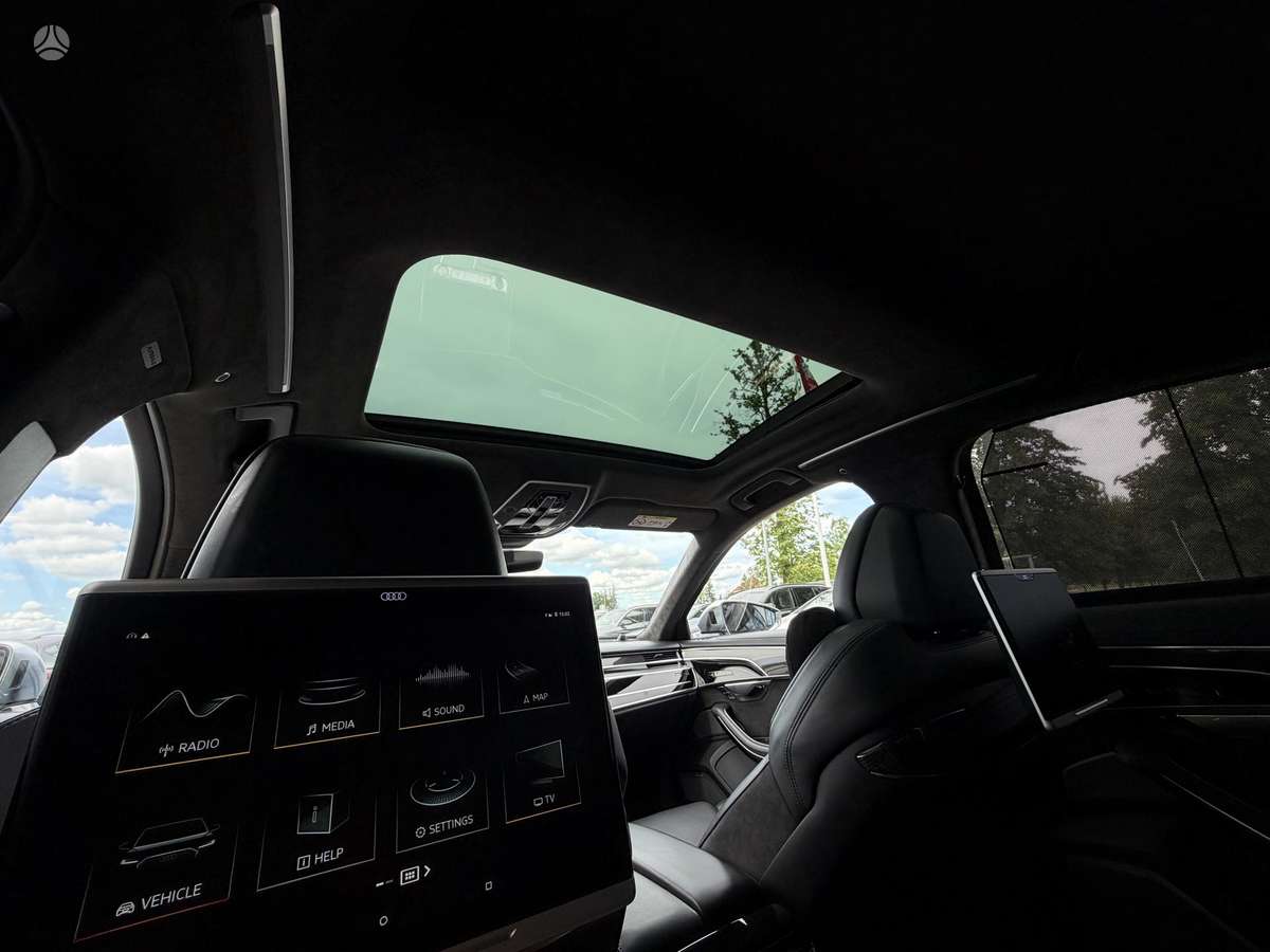 Audi S8, 4.0 l., Седан