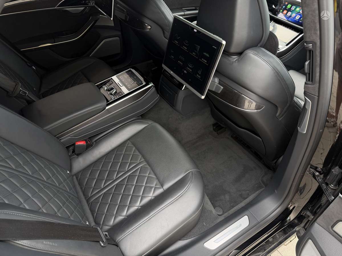 Audi S8, 4.0 l., Седан