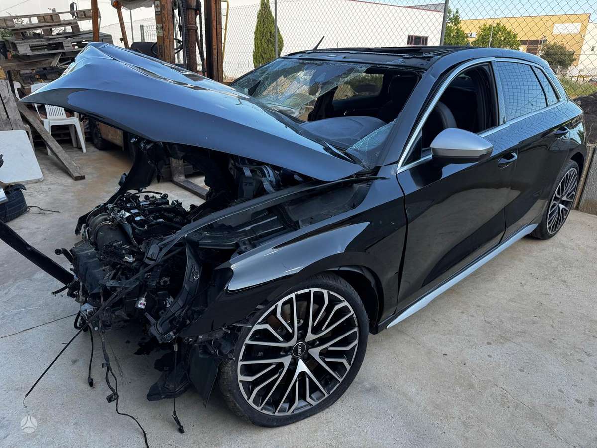 Audi S3, 2.0 l., hatchback