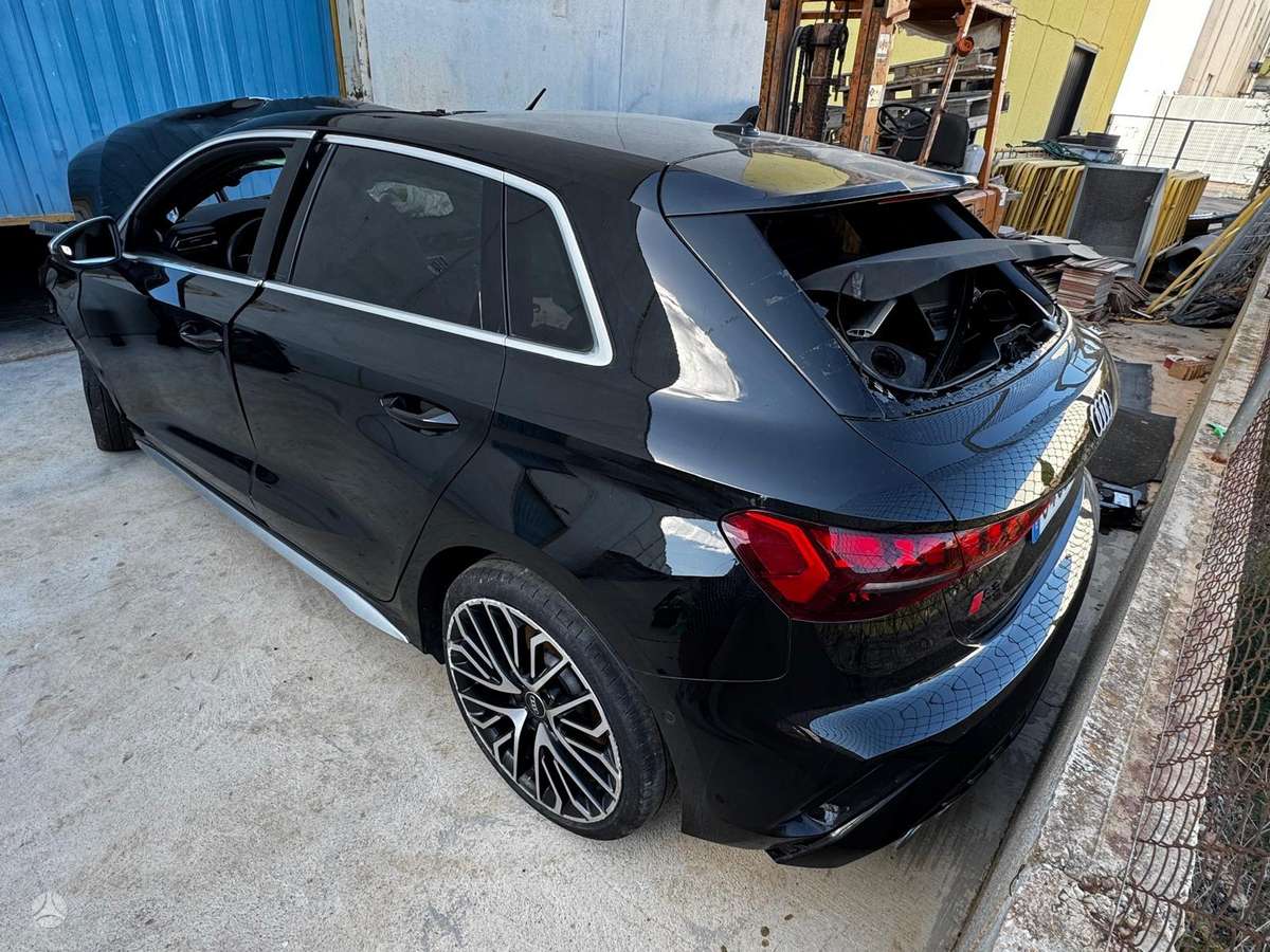 Audi S3, 2.0 l., hatchback